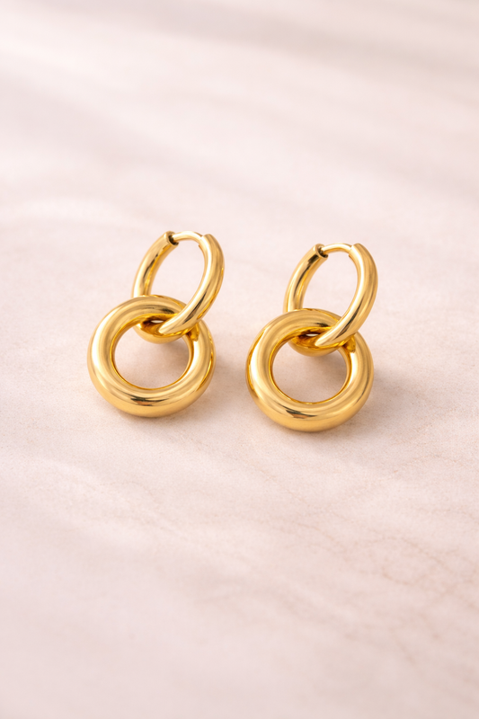 Interlocking Gold Double Hoop Earrings – Waterproof 18K Plated Everyday Glam